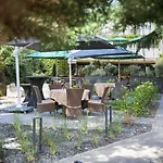 Hotel Au Comte De Mercy 4*