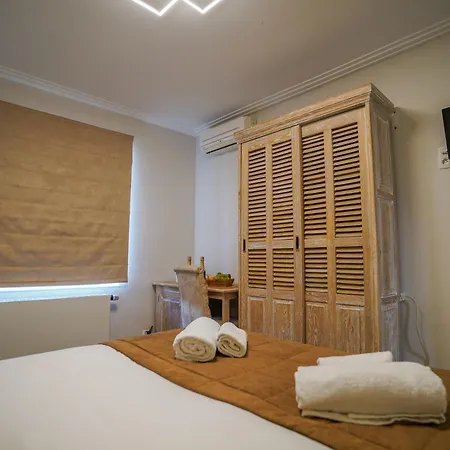 Au Comte De Mercy Hotel