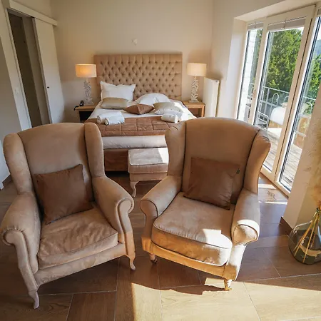 Hotel Au Comte De Mercy