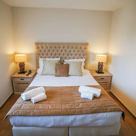 Au Comte De Mercy Hotel 4*