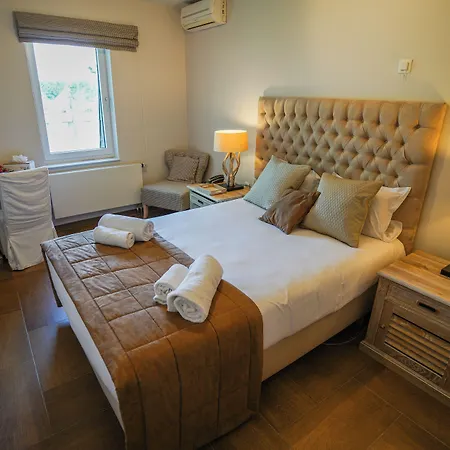 Hotel Au Comte De Mercy Hotel 4*