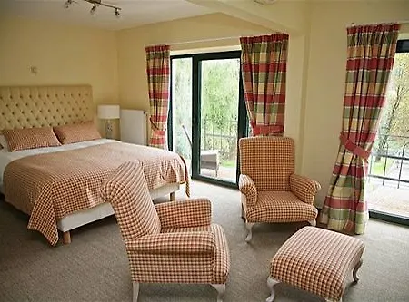 Au Comte De Mercy Hotel
