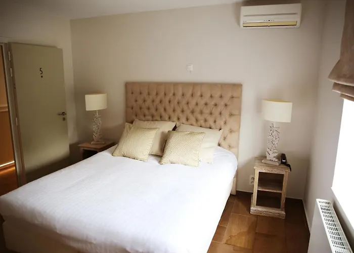 Hotel Au Comte De Mercy