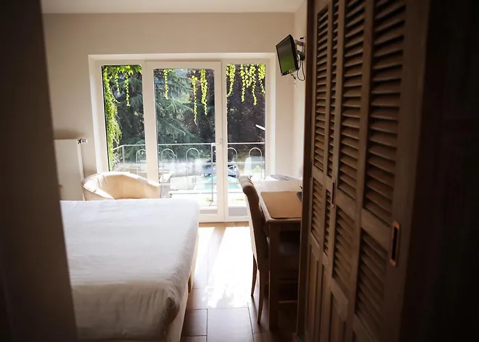 Hotel Au Comte De Mercy