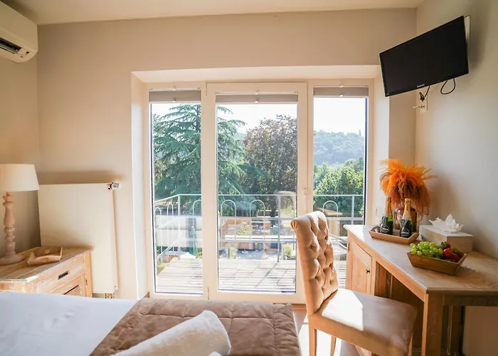 Au Comte De Mercy Oupeye