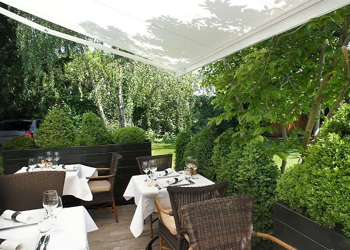 Hotel Au Comte De Mercy 4*