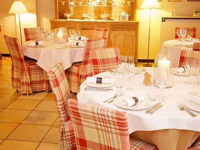 فندق Au Comte De Mercy 4*