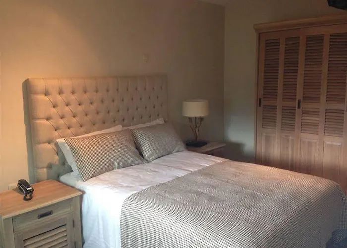 Au Comte De Mercy Hotel 4*